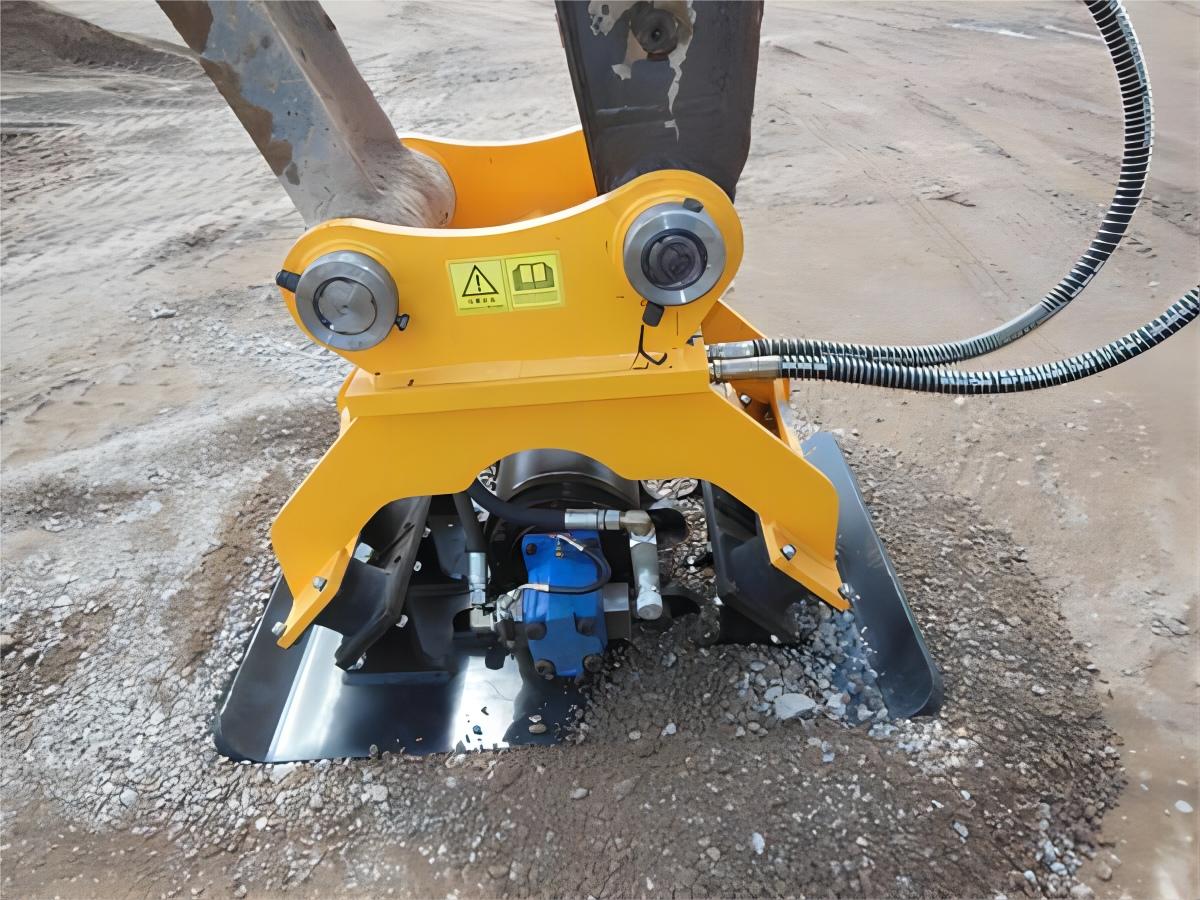 S&eacute;rie de compacteurs RAY&nbsp;: ing&eacute;nierie de pr&eacute;cision pour les travaux de routes et de fondations