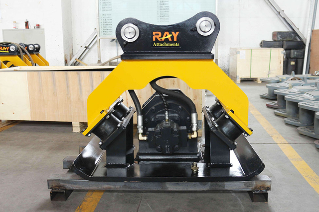 RAY-pelle-compacteur