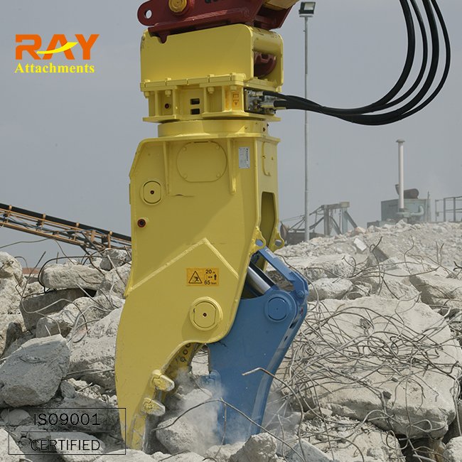 cisaille hydraulique, accessoires de pulv&eacute;risation pour pelle